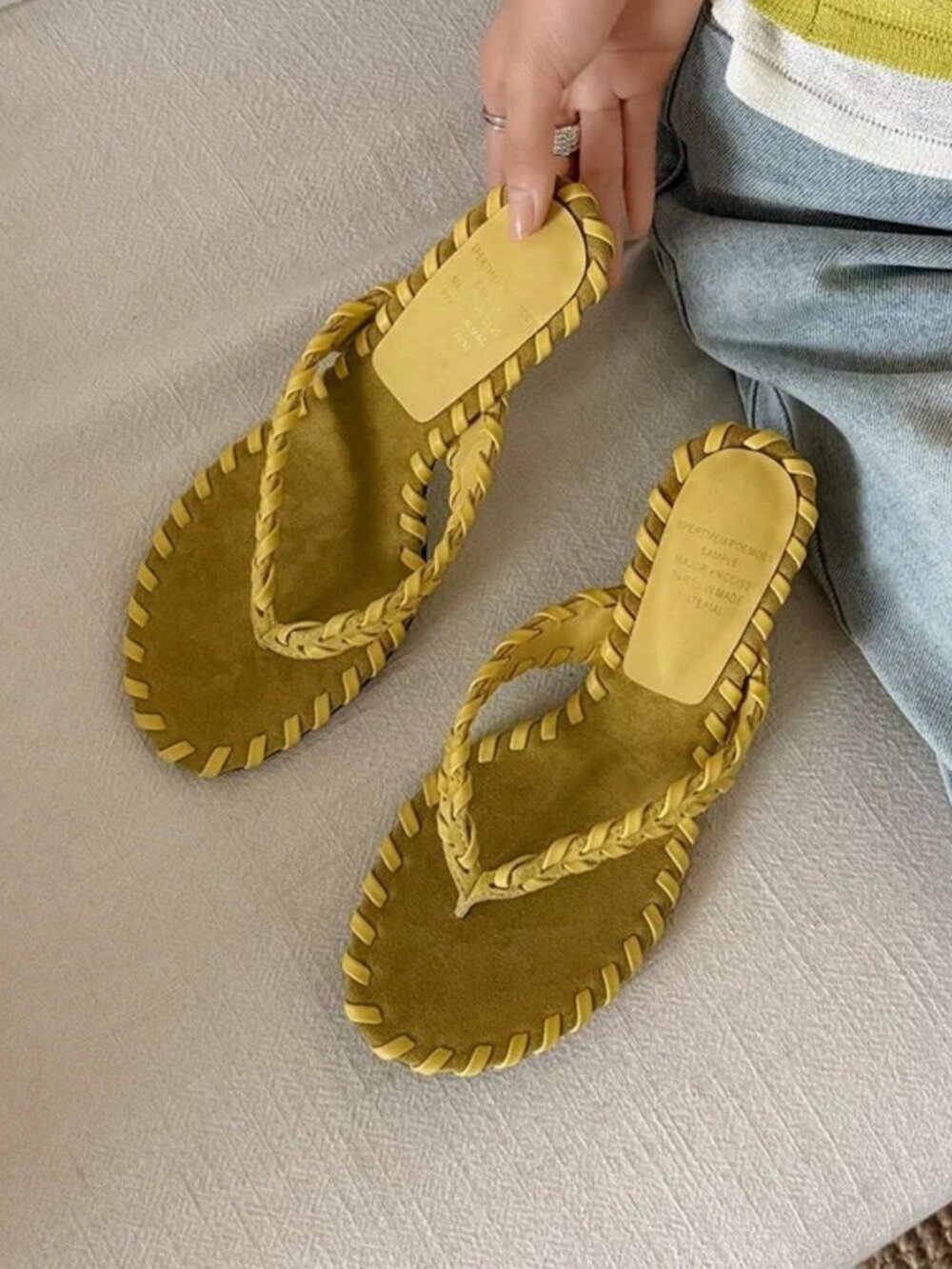 Yellow Chic Women's French Open-Toe Thong Stiletto Kitten Heel Flip-Flop Sandals - Picture 3 of 5